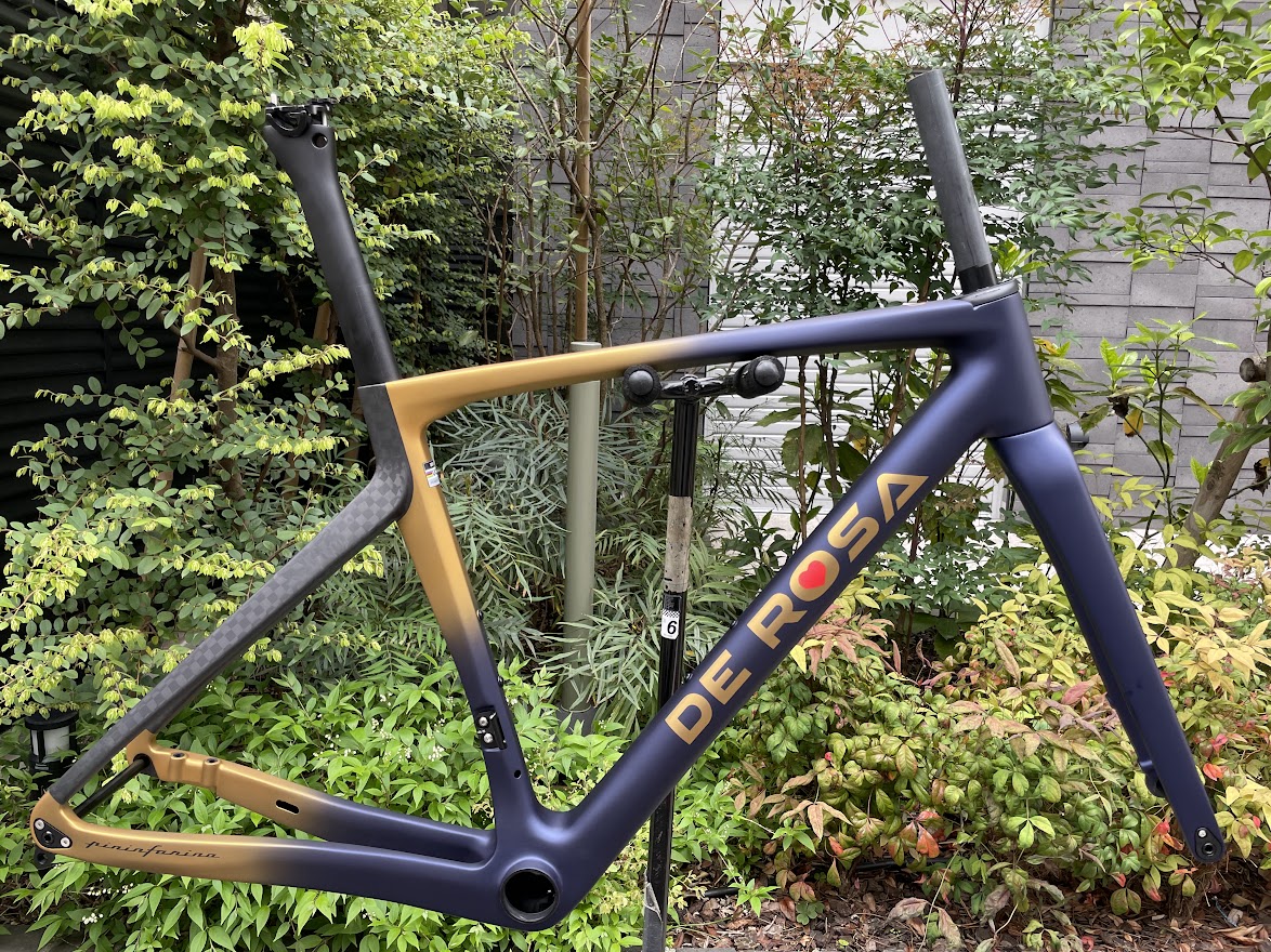 超美麗フレームがアサゾーに入荷！DEROSA 70周年モデルSETTANTA