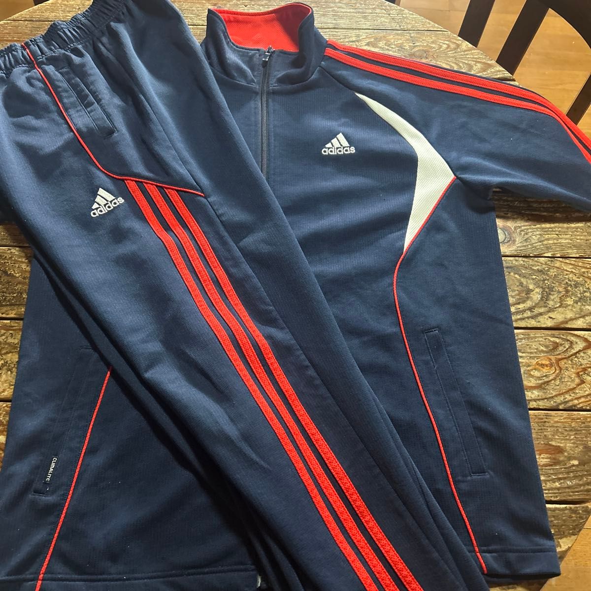 adidas アディダス ジャージ セットアップ 上下セットネイビー レッド3
