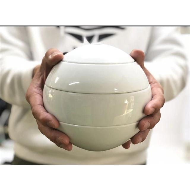 有田焼 李荘窯×あかね工房 玉重(色絵桜) 【化粧箱入り】【珠型三段重